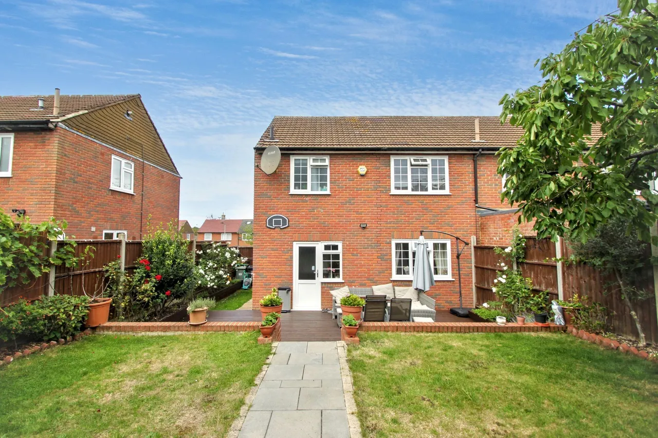 Stanford Close, Woodford Green, IG8, photo 23