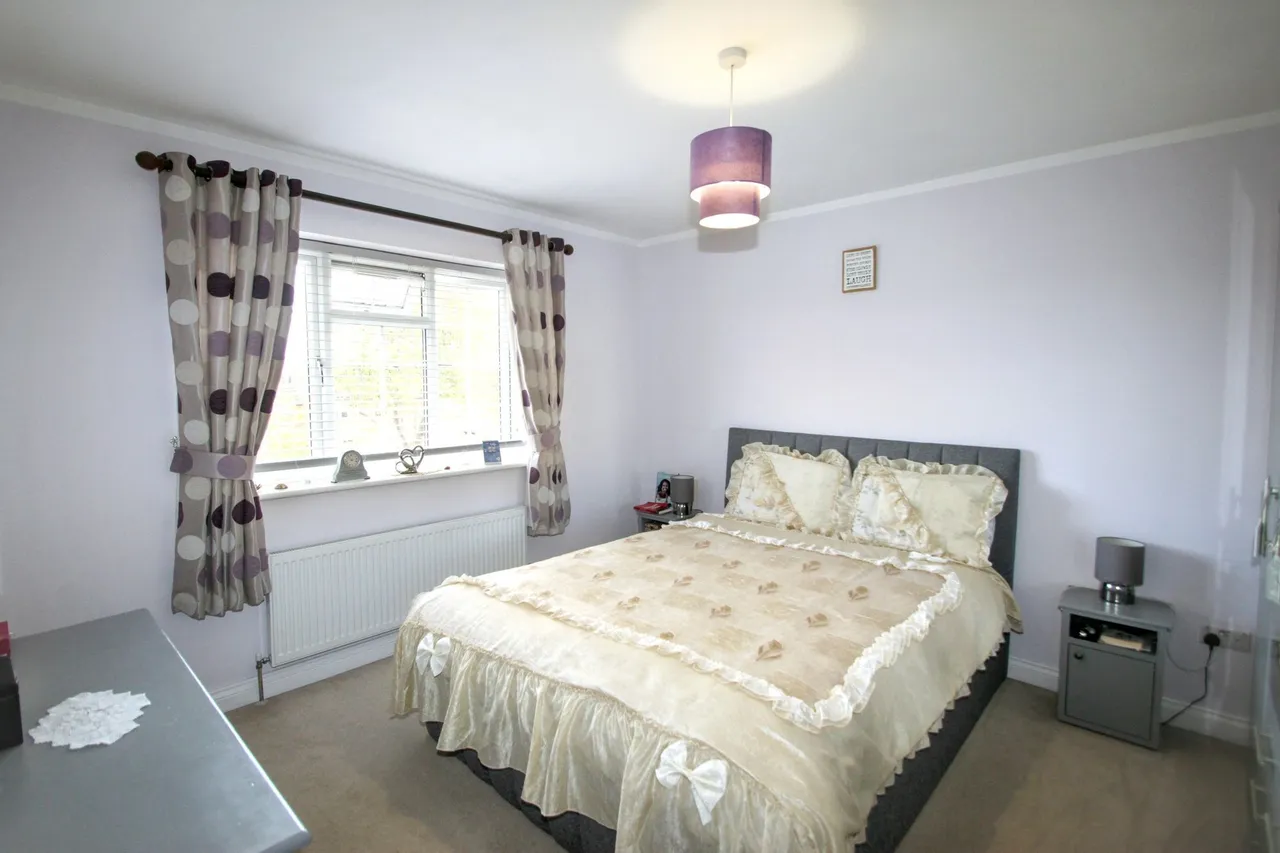 Stanford Close, Woodford Green, IG8, photo 14