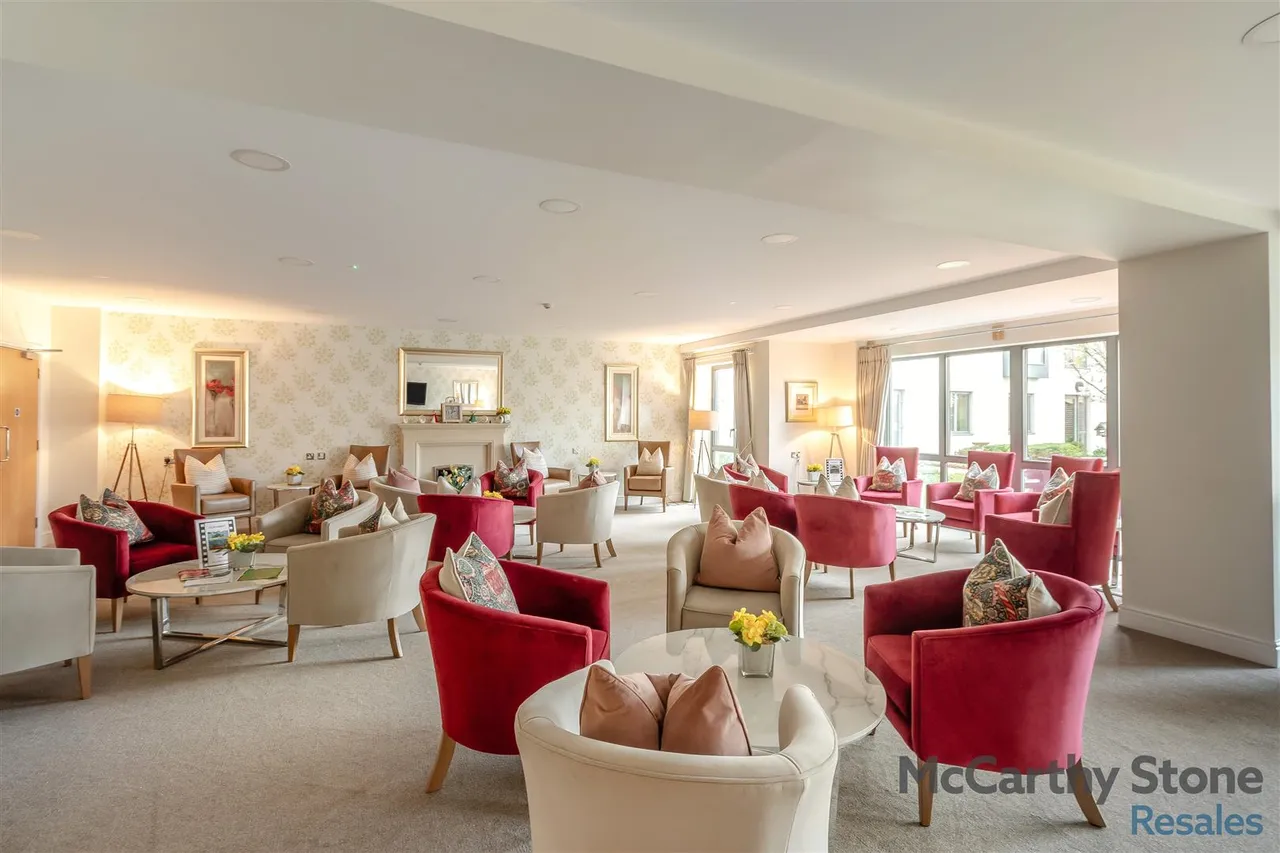 St. Georges Road, Cheltenham, GL50, photo 14