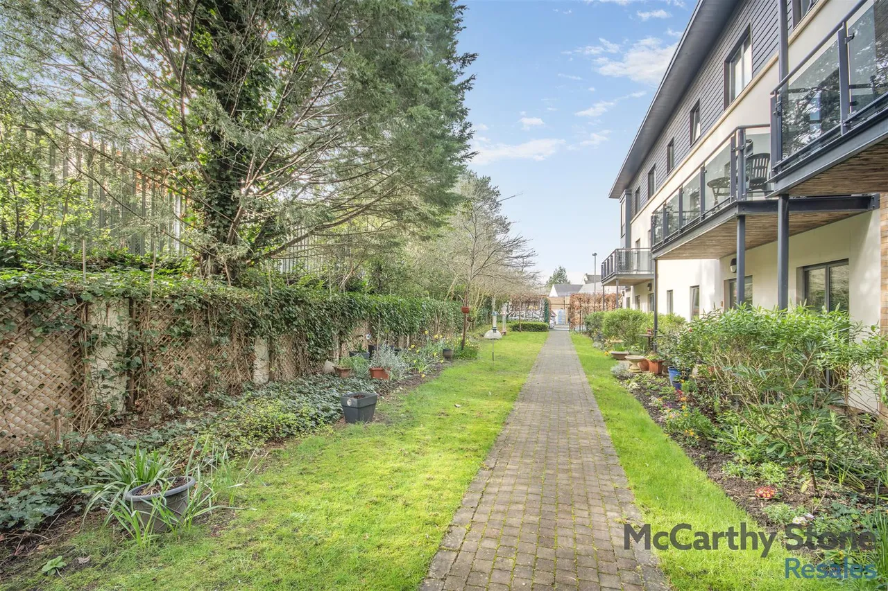 St. Georges Road, Cheltenham, GL50, photo 18