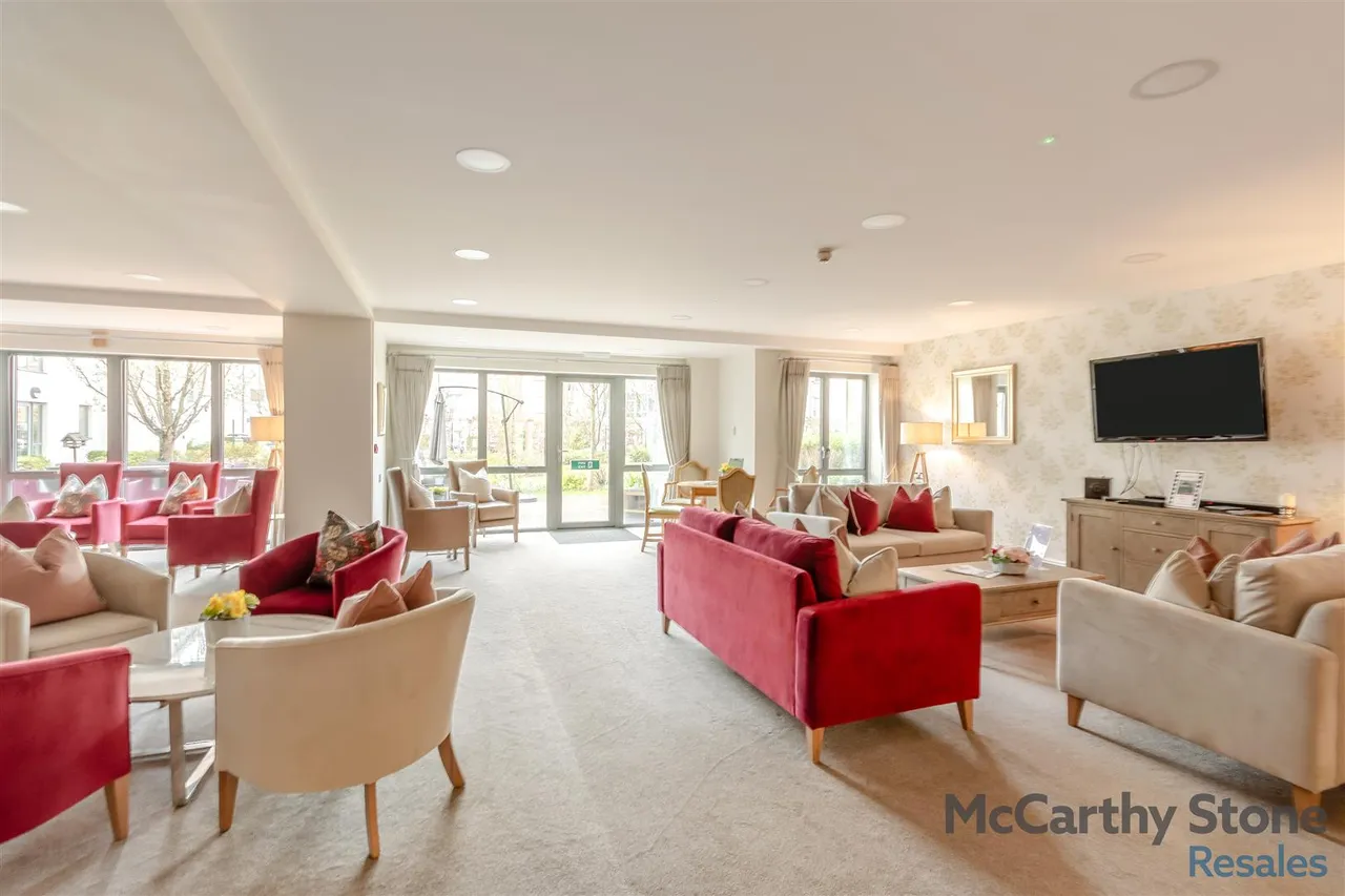 St. Georges Road, Cheltenham, GL50, photo 15