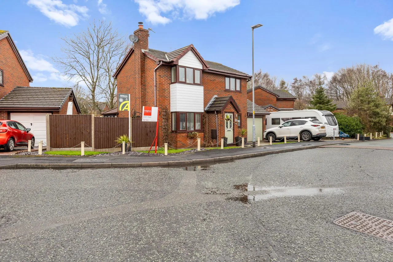 3 bed house for sale — Raleigh Close, Old Hall, Warrington, Warrington, WA5 9QS