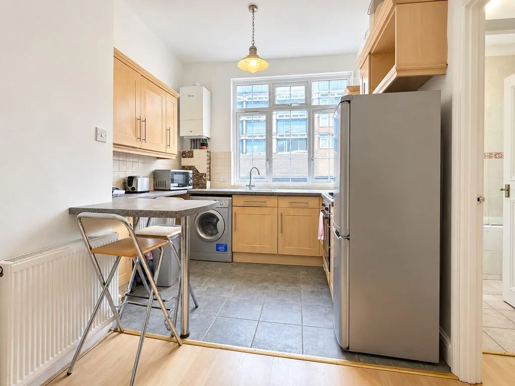 Cartwright Street, London E1 8LZ, photo 4