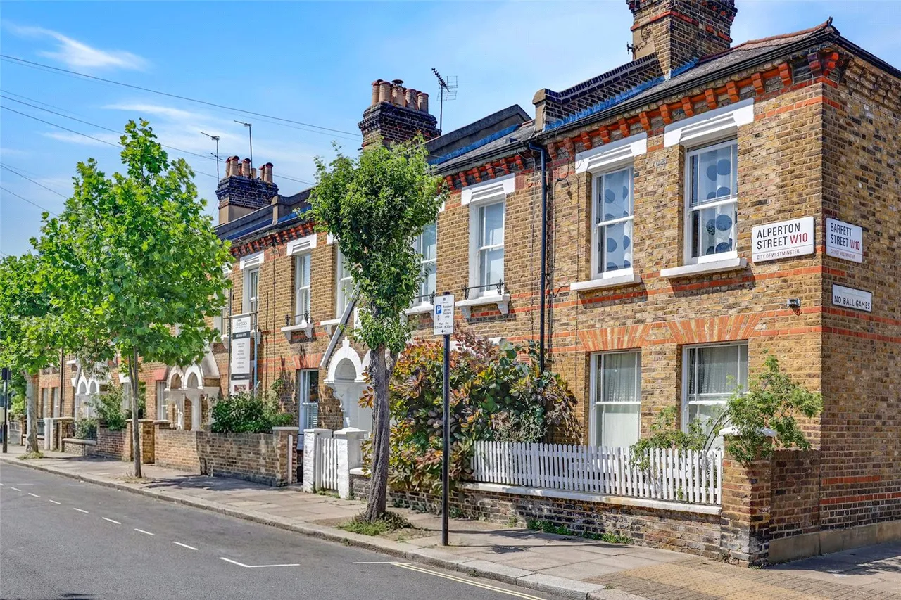 3 bed house for sale — Alperton Street, London, W10