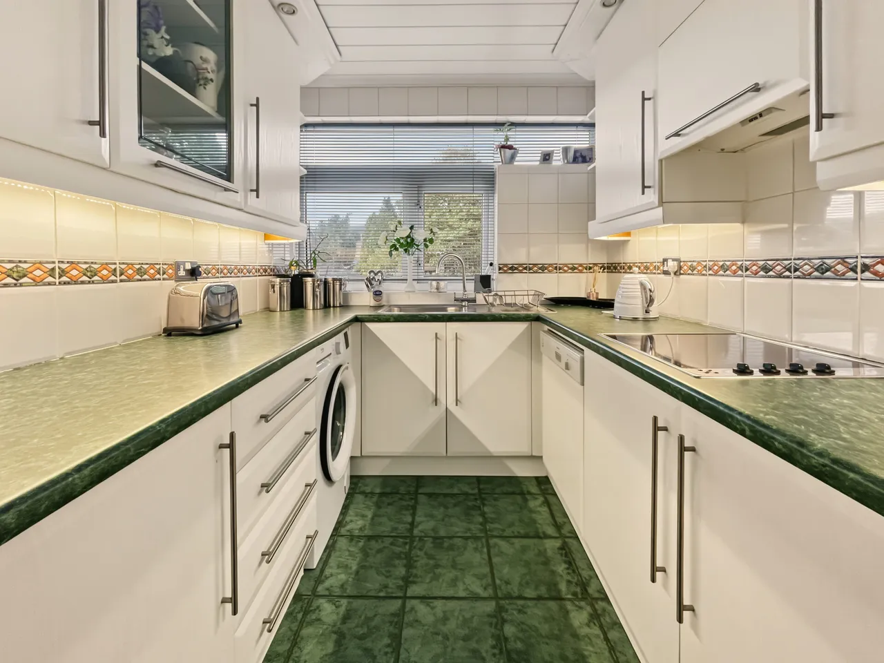 Park Lane, M45, photo 9