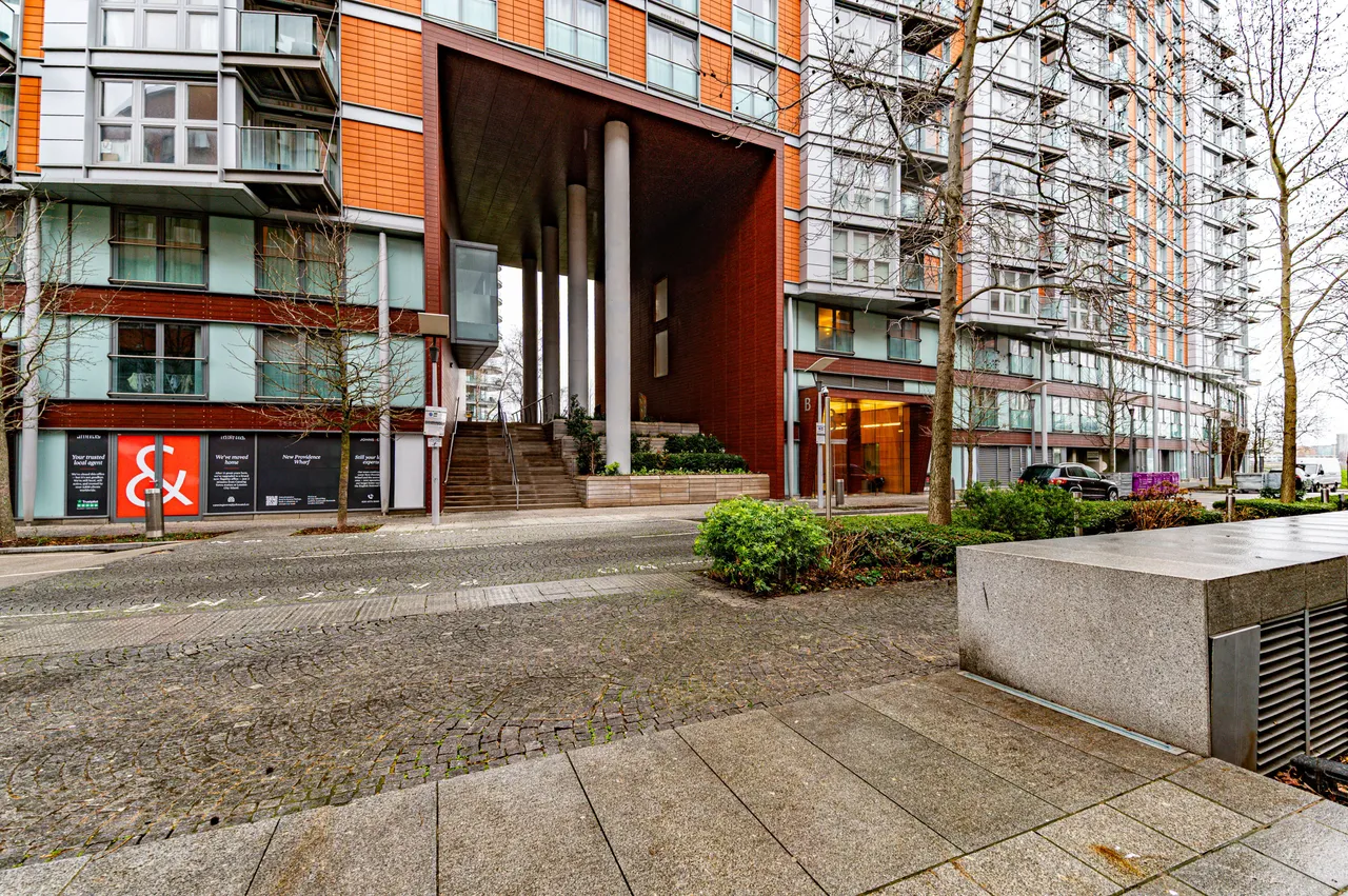 London, E14, photo 11