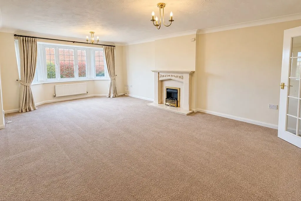 Corfe Close, Grantham, NG31, photo 3