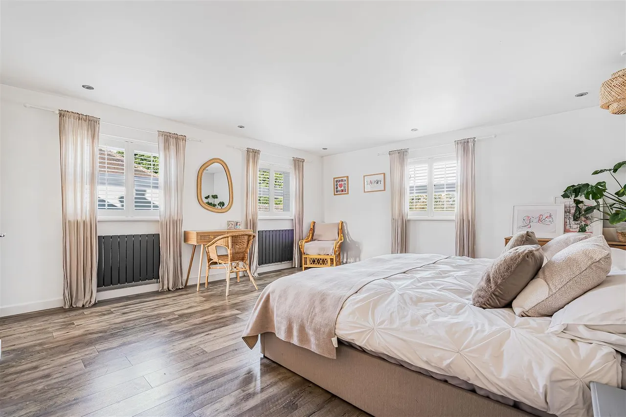 Park Street, Thaxted, CM6, photo 14