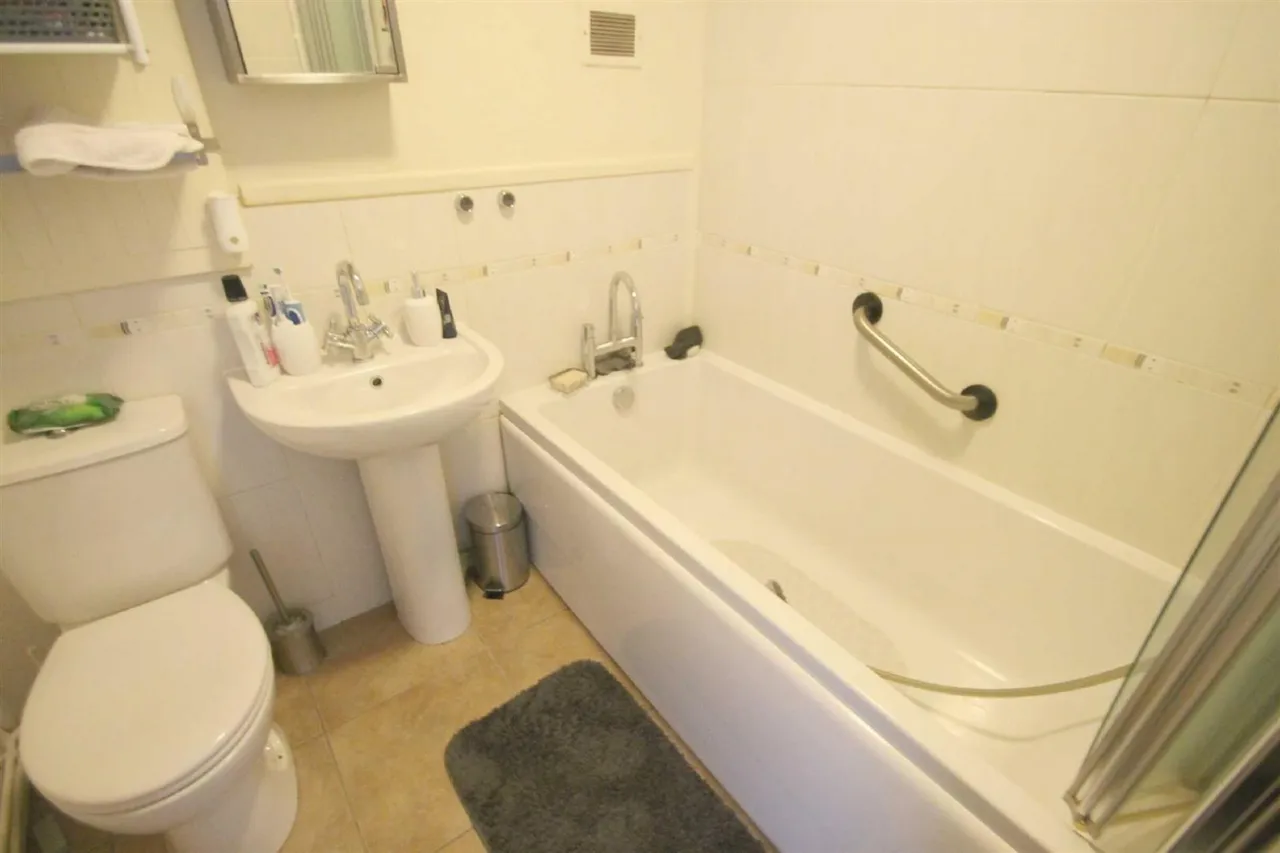 Worcester House, Hill Street, Halesowen, photo 5