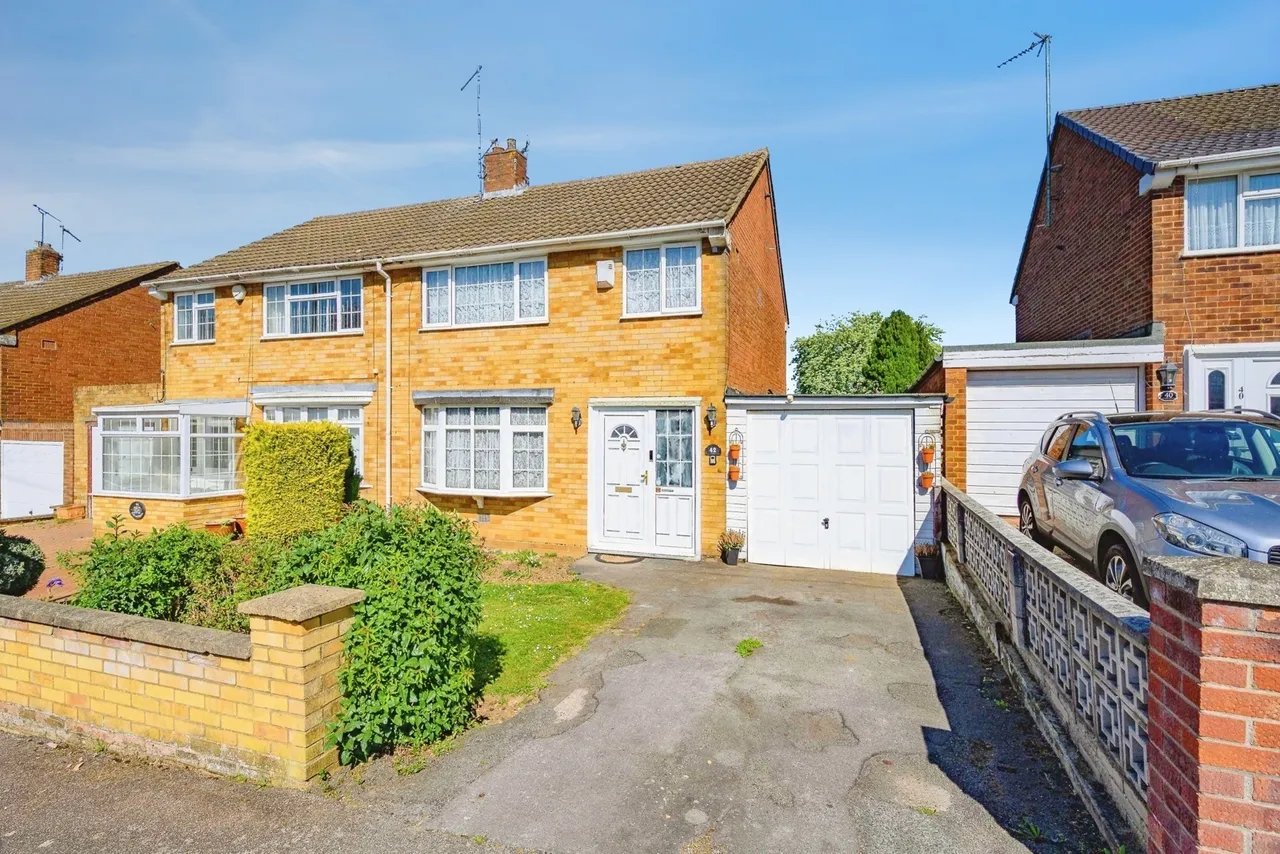 Clifford Crescent, Luton, Bedfordshire, LU4, photo 17