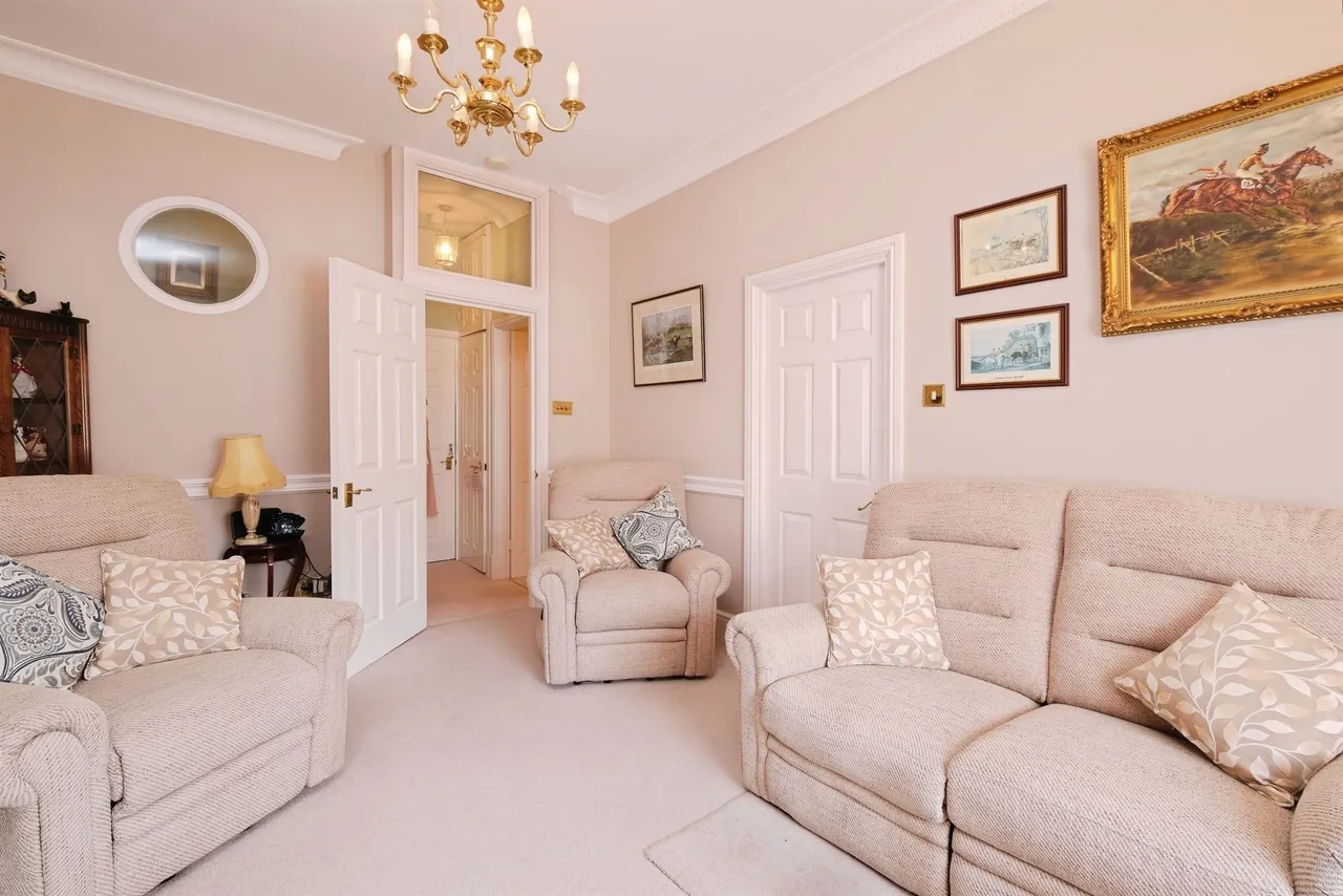 Agincourt Square, Monmouth, NP25, photo 6