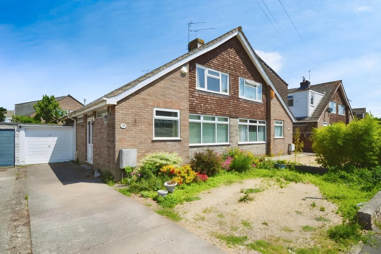 3 bed house for sale — Petherton Road, Bristol