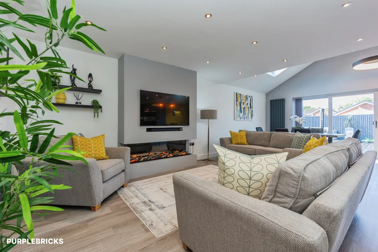 St. Asaphs Drive, Ashton-Under-Lyne, OL6, photo 11