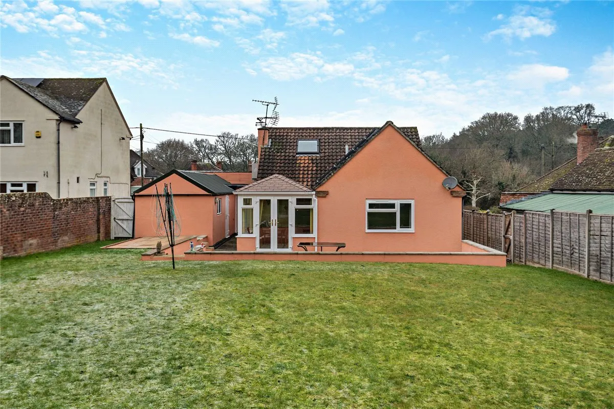 Long Lane, Hermitage, RG18, photo 13