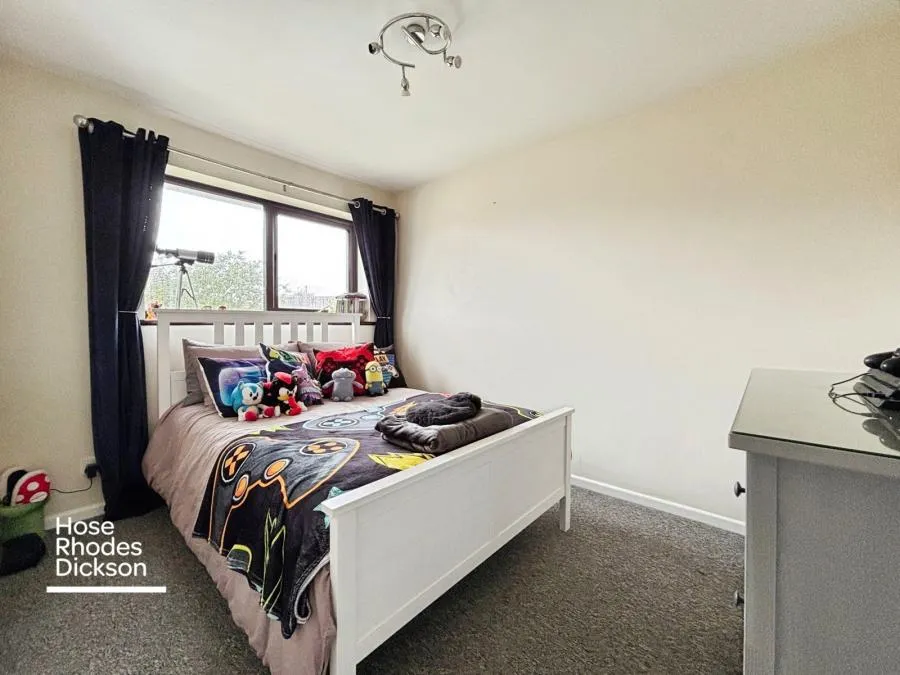 Chambers Drive, Apse Heath, PO36, photo 10