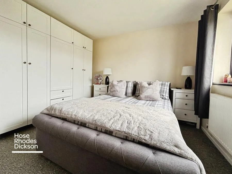 Chambers Drive, Apse Heath, PO36, photo 8