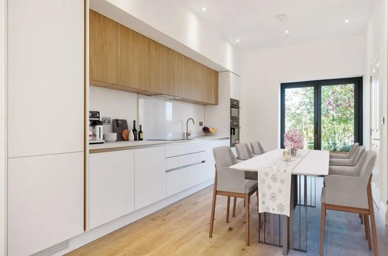 The Grove, Coulsdon CR5 2FU, photo 7