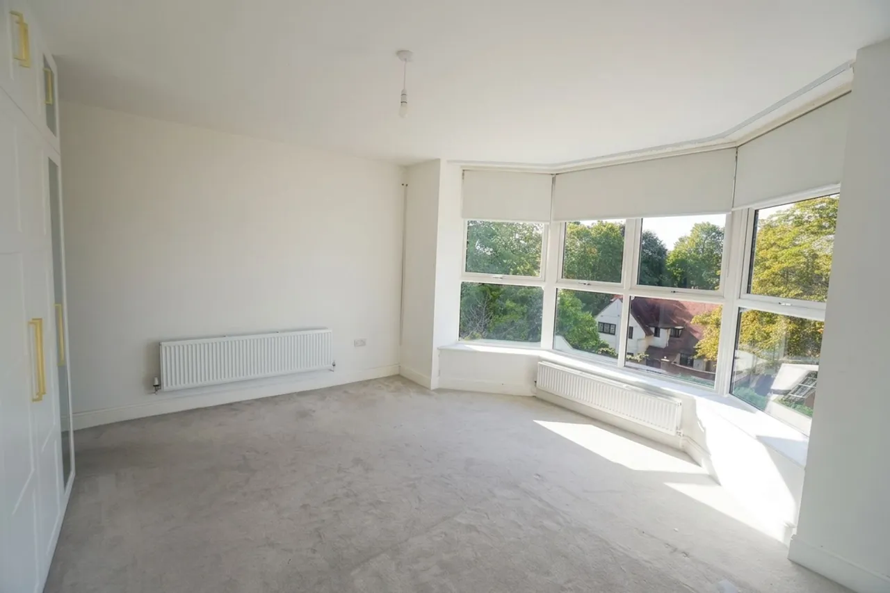 Rectory Avenue, HP13, photo 5