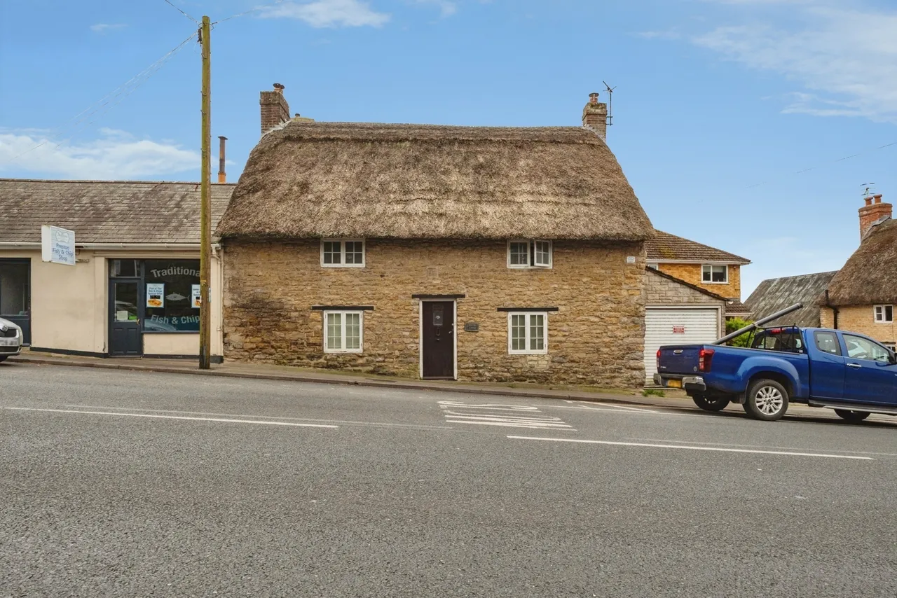 3 bed house for sale, Preston Road, Preston, DT3