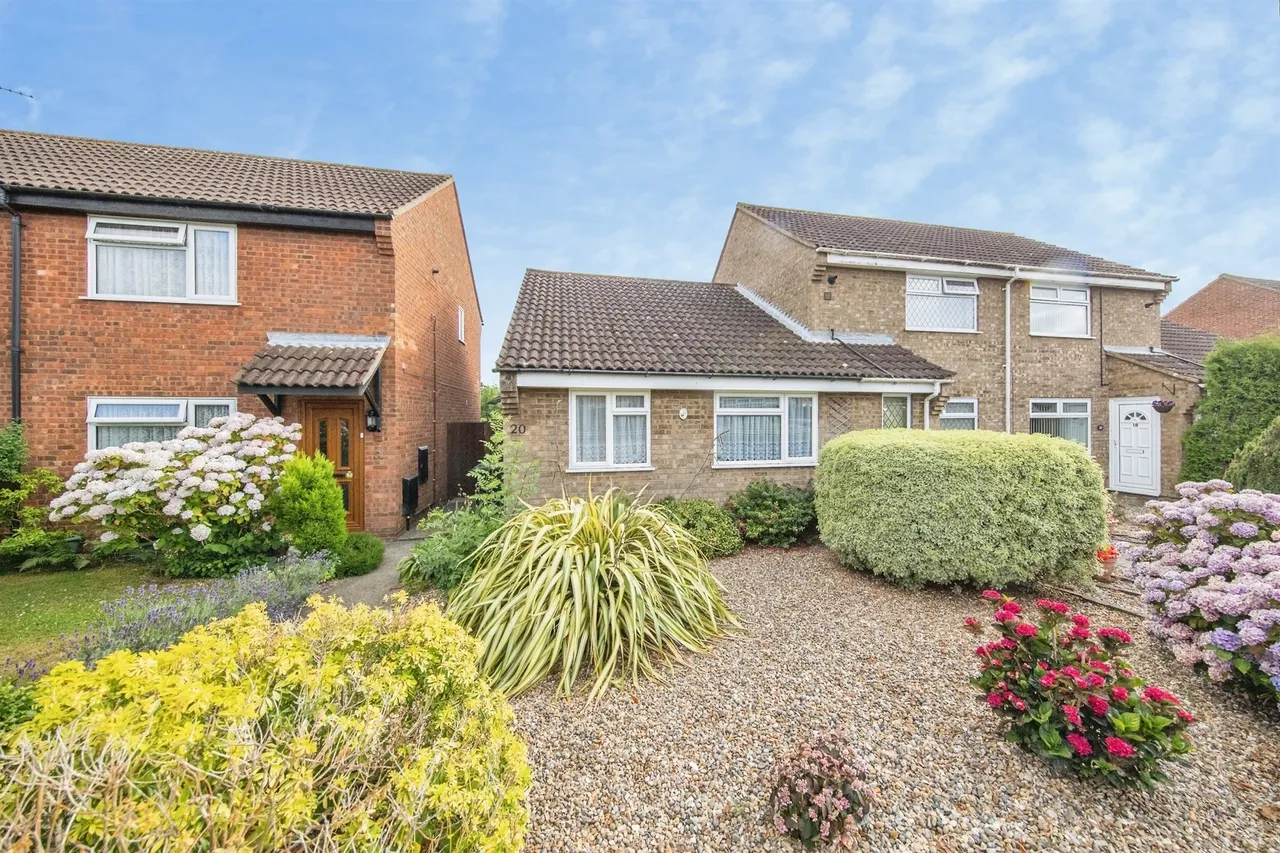 2 bed house for sale — Acorn Close, Ipswich
