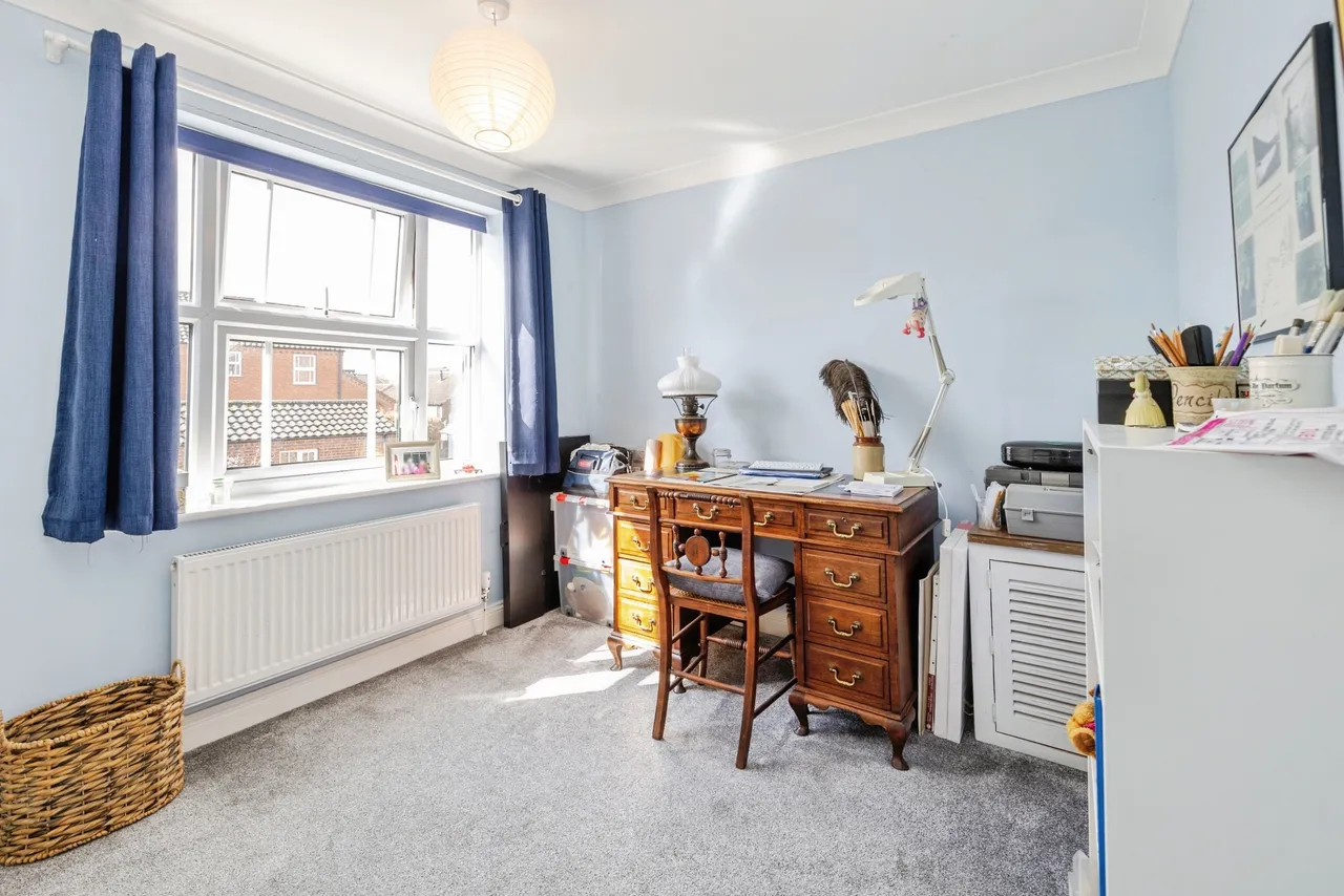 Headland Way, Navenby, LN5, photo 6
