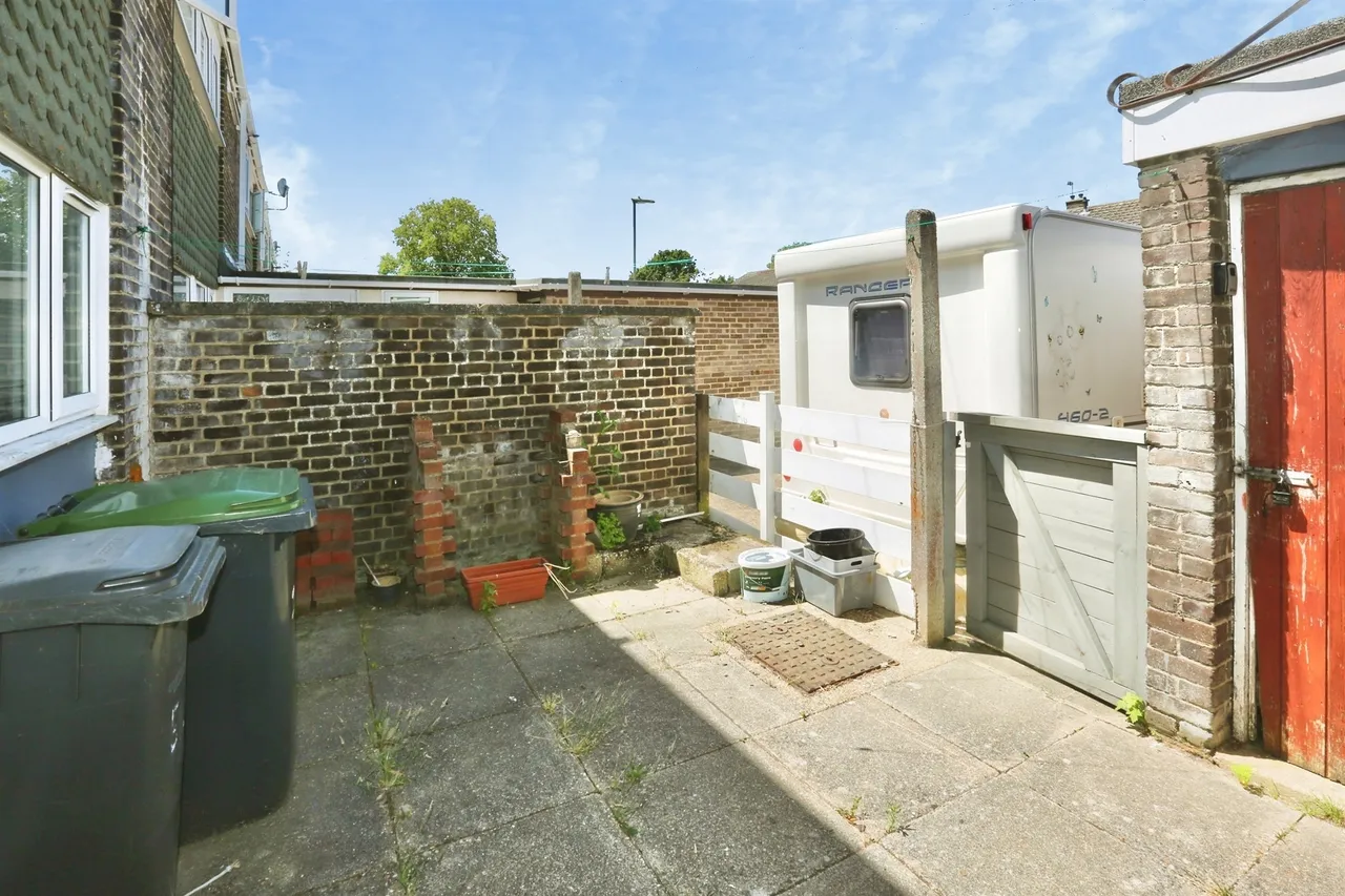 Long Drive, Gosport, photo 6