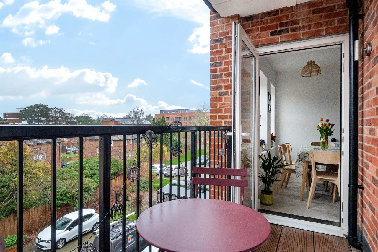 Toye Avenue, London, N20, photo 4
