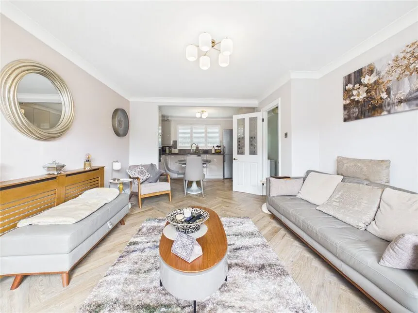 Soper Close, Chingford, E4, photo 4