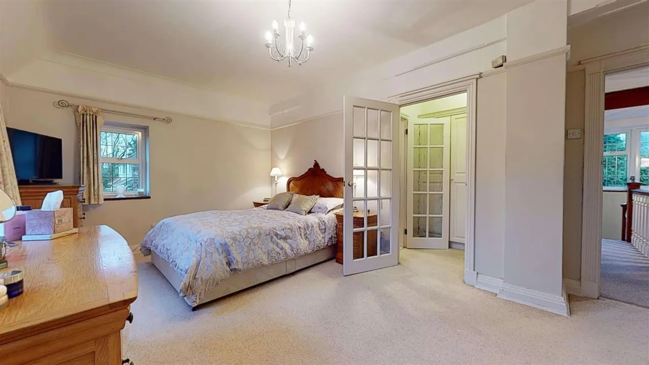 Carroll Hill, Loughton, photo 9