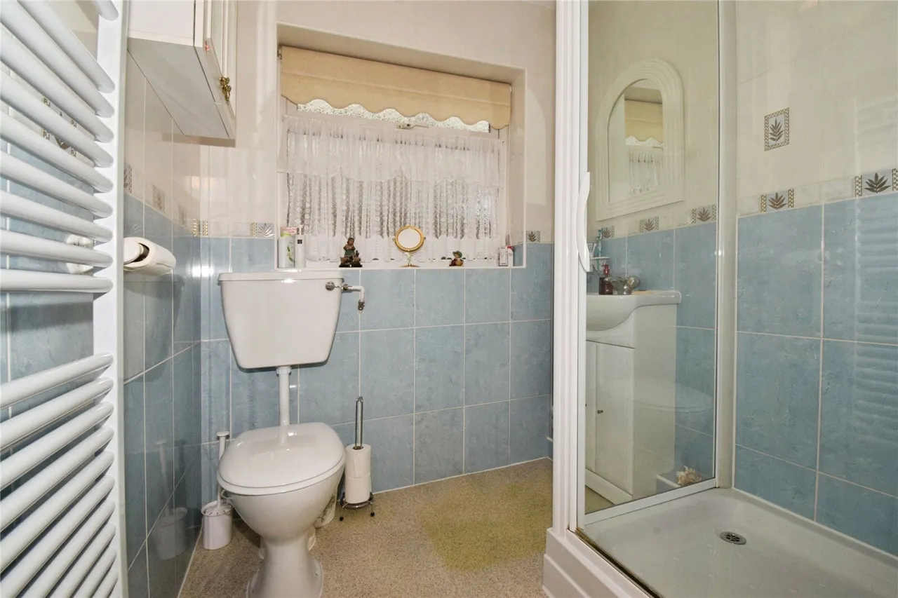 Buckfast Close, Wigston, LE18, photo 9