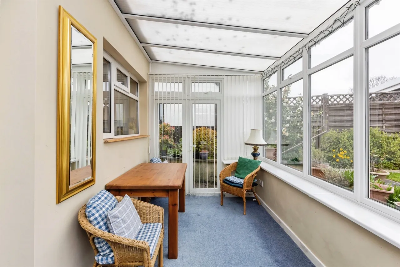 Heaton Drive, Eldwick, BINGLEY, photo 11