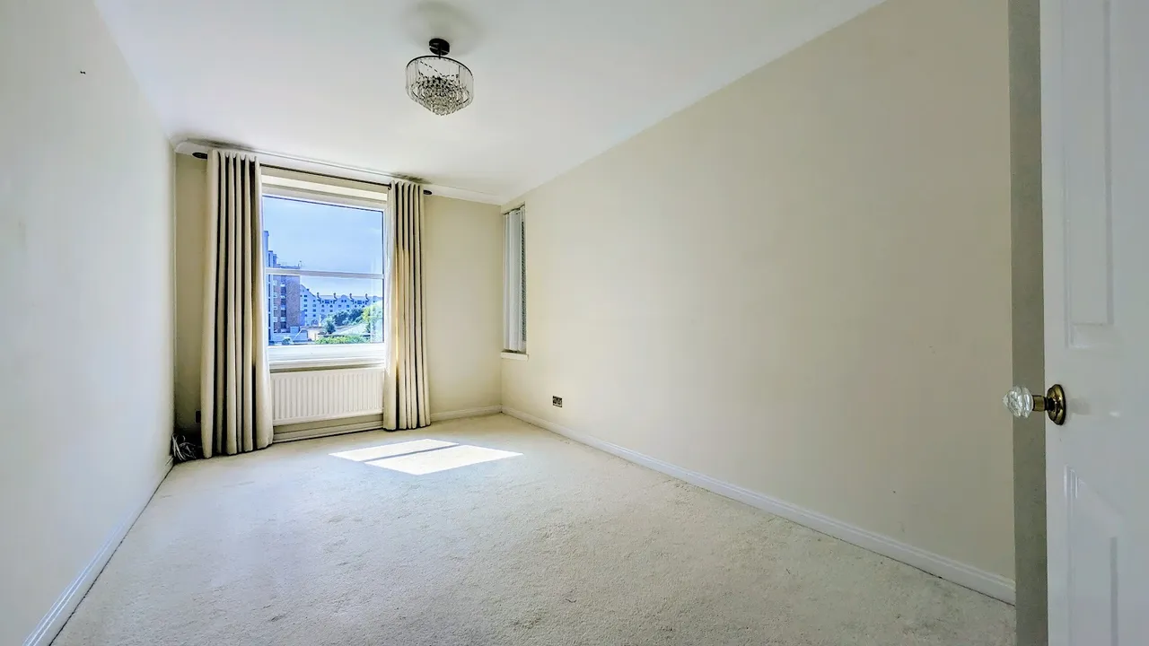 West Parade, Worthing, BN11, photo 11