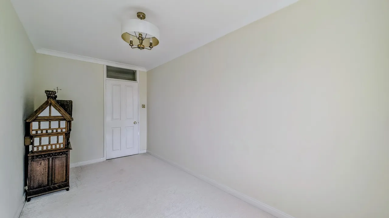 West Parade, Worthing, BN11, photo 13