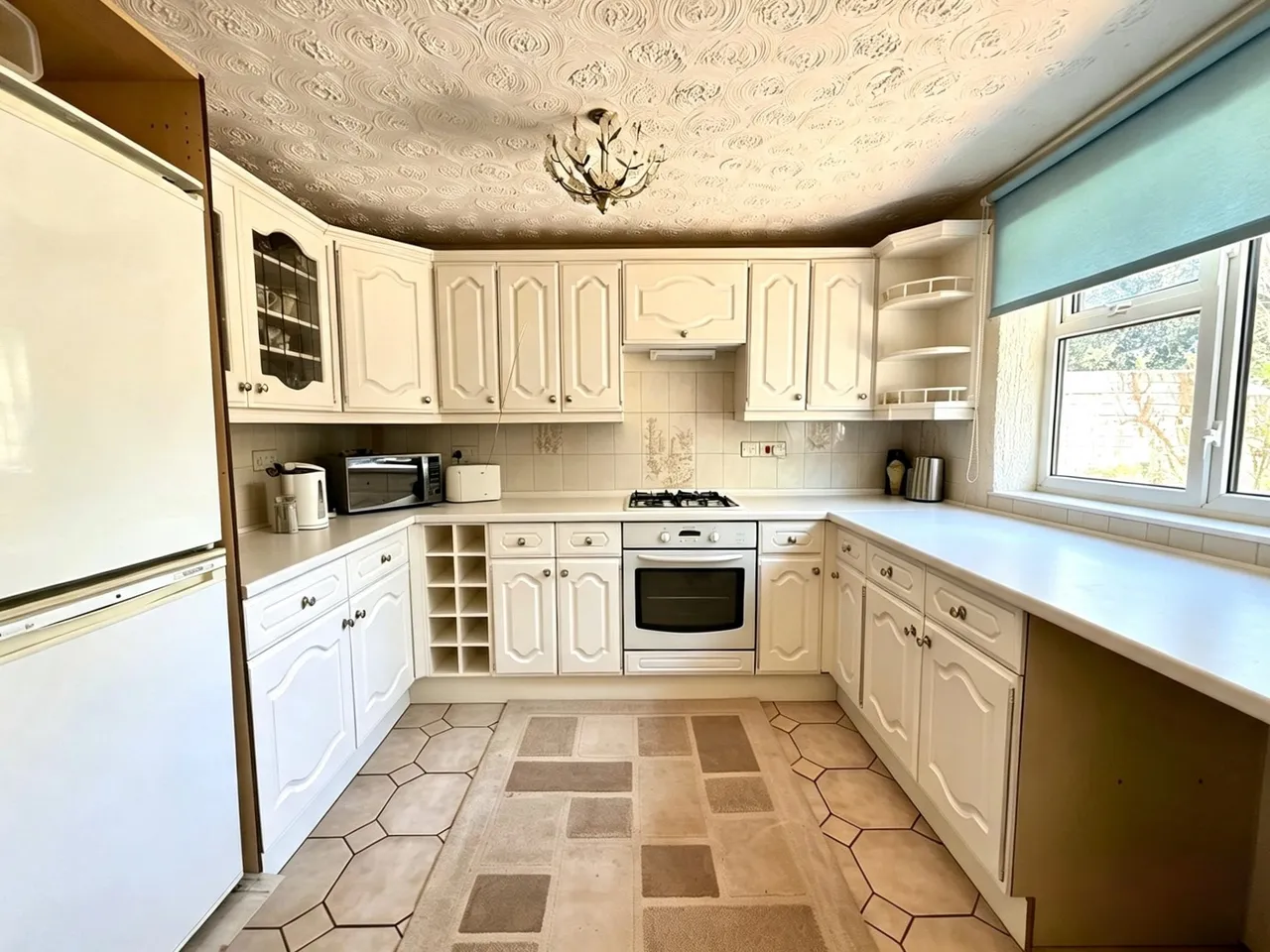 Thorne Road, Swindon, Wiltshire, SN3 6DT, photo 6