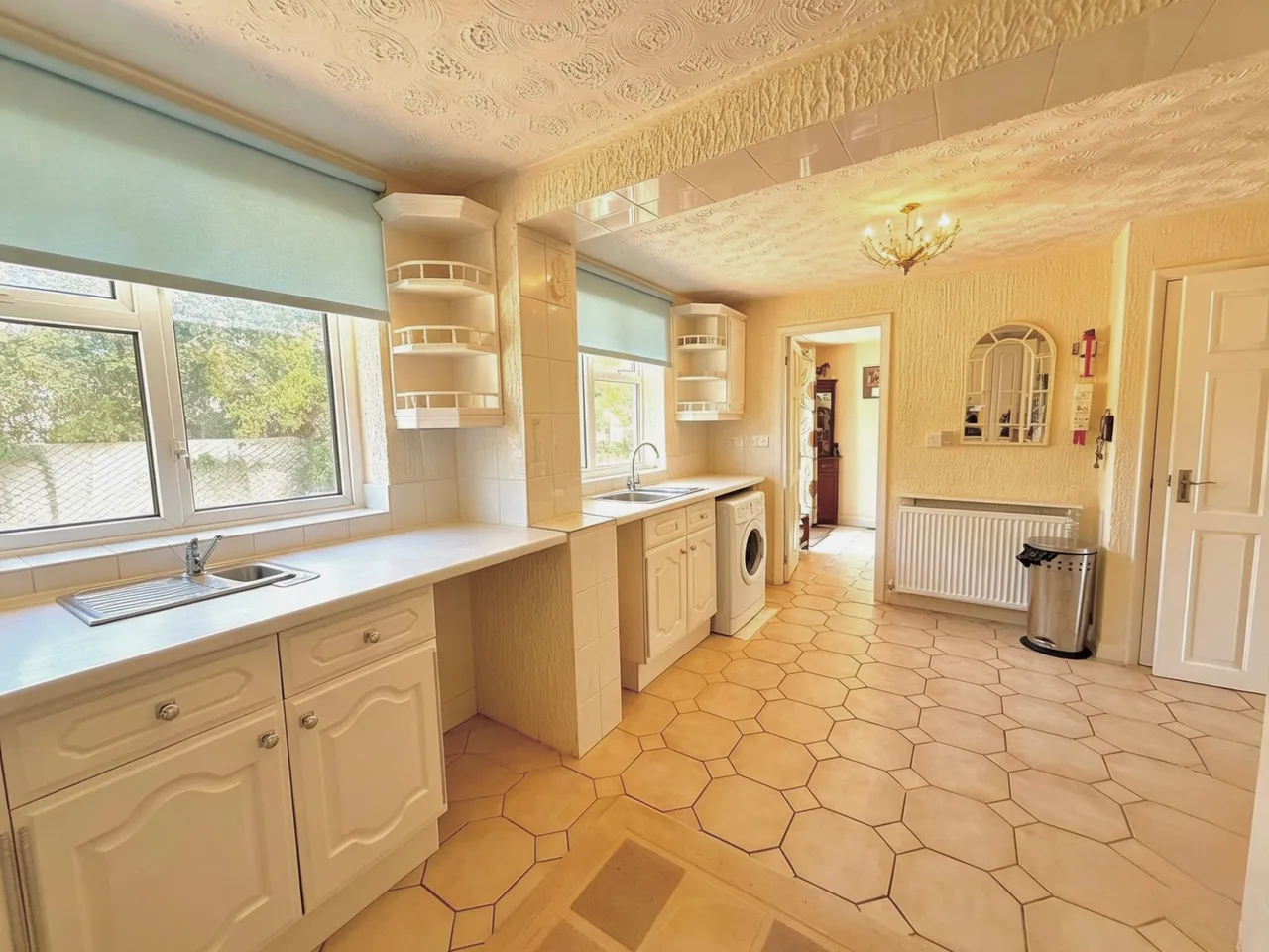 Thorne Road, Swindon, Wiltshire, SN3 6DT, photo 7
