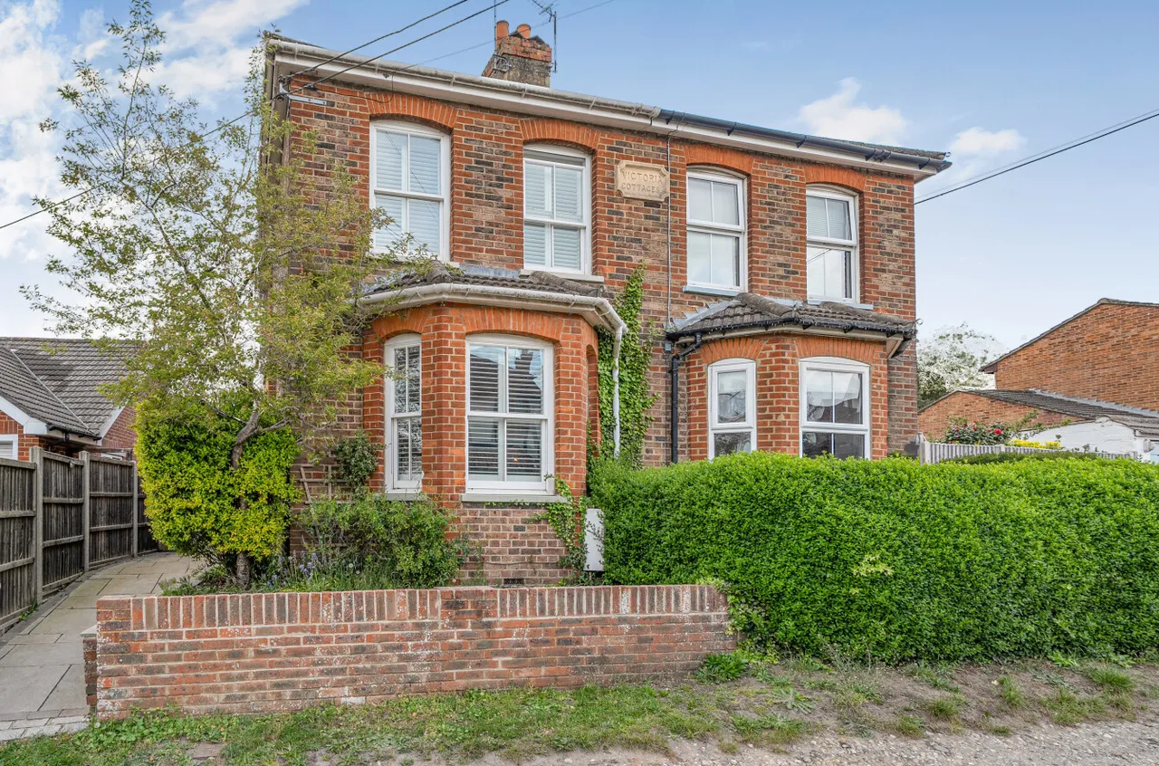 Victoria Cottages, Ash Vale, Surrey, GU12 5BJ, photo 16
