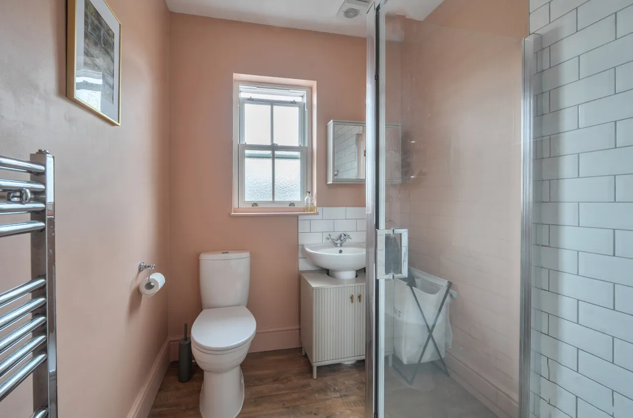 Victoria Cottages, Ash Vale, Surrey, GU12 5BJ, photo 6