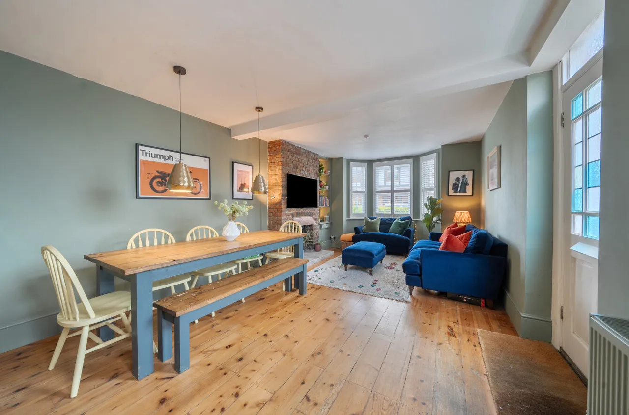 Victoria Cottages, Ash Vale, Surrey, GU12 5BJ, photo 2