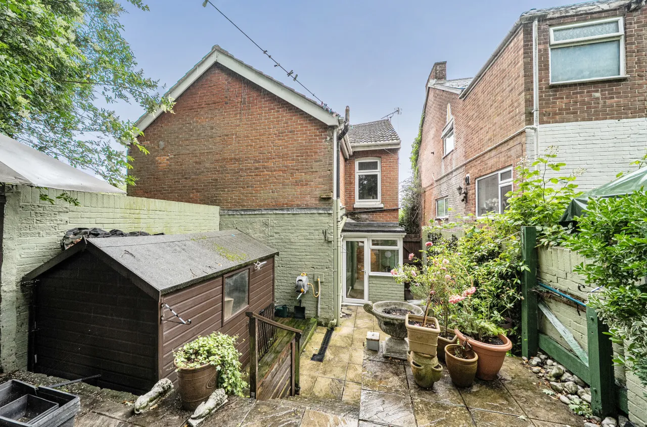 Portsmouth Road, Woolston, SO19, photo 12