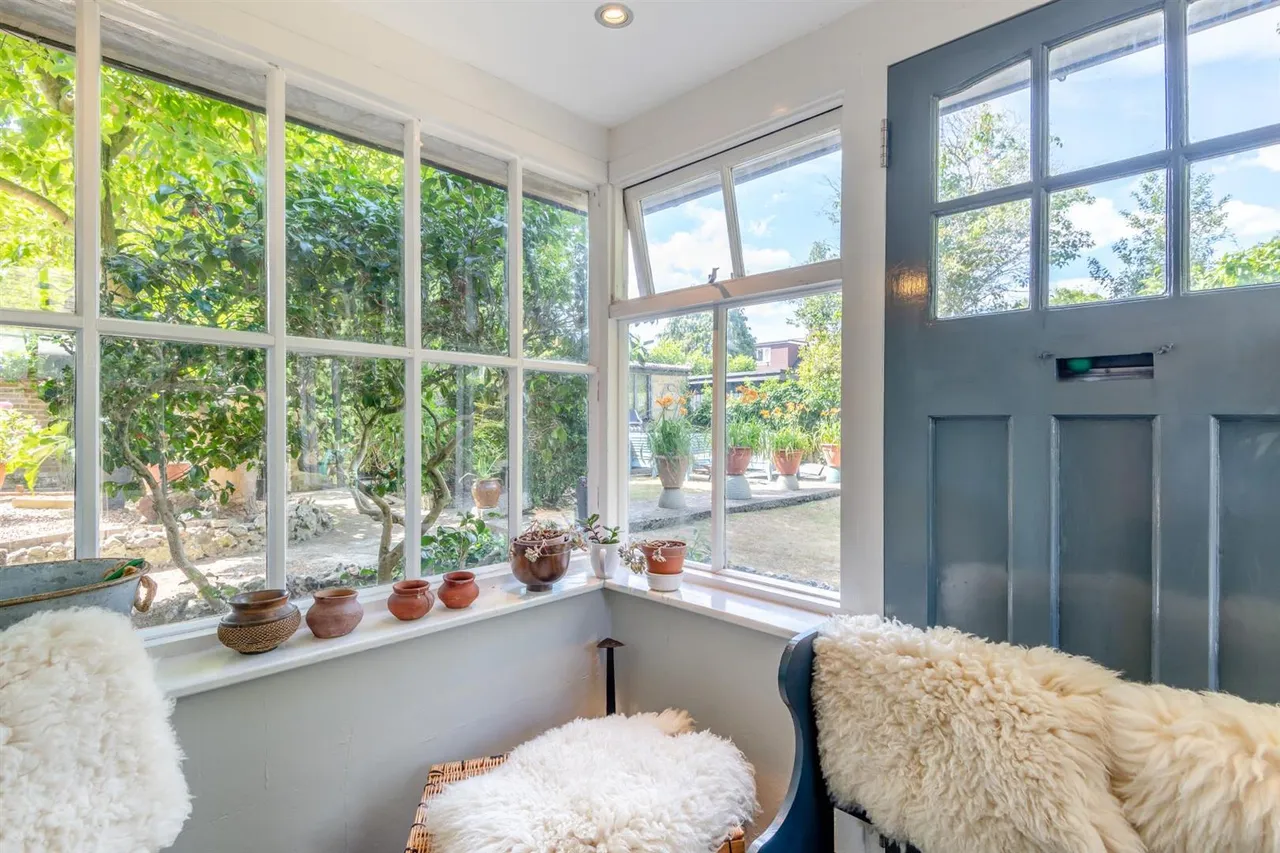 Pickhurst Lane, Bromley, photo 5