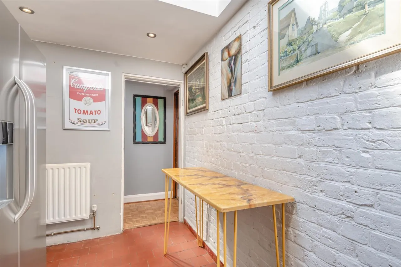 Pickhurst Lane, Bromley, photo 14