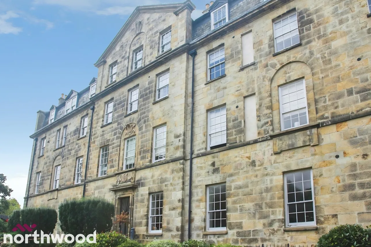 2 bed flat to rent, Infirmary Hill, Truro, TR1