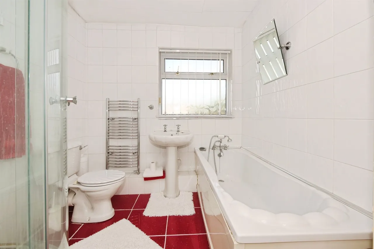 Pendre BRIDGEND, CF31, photo 14
