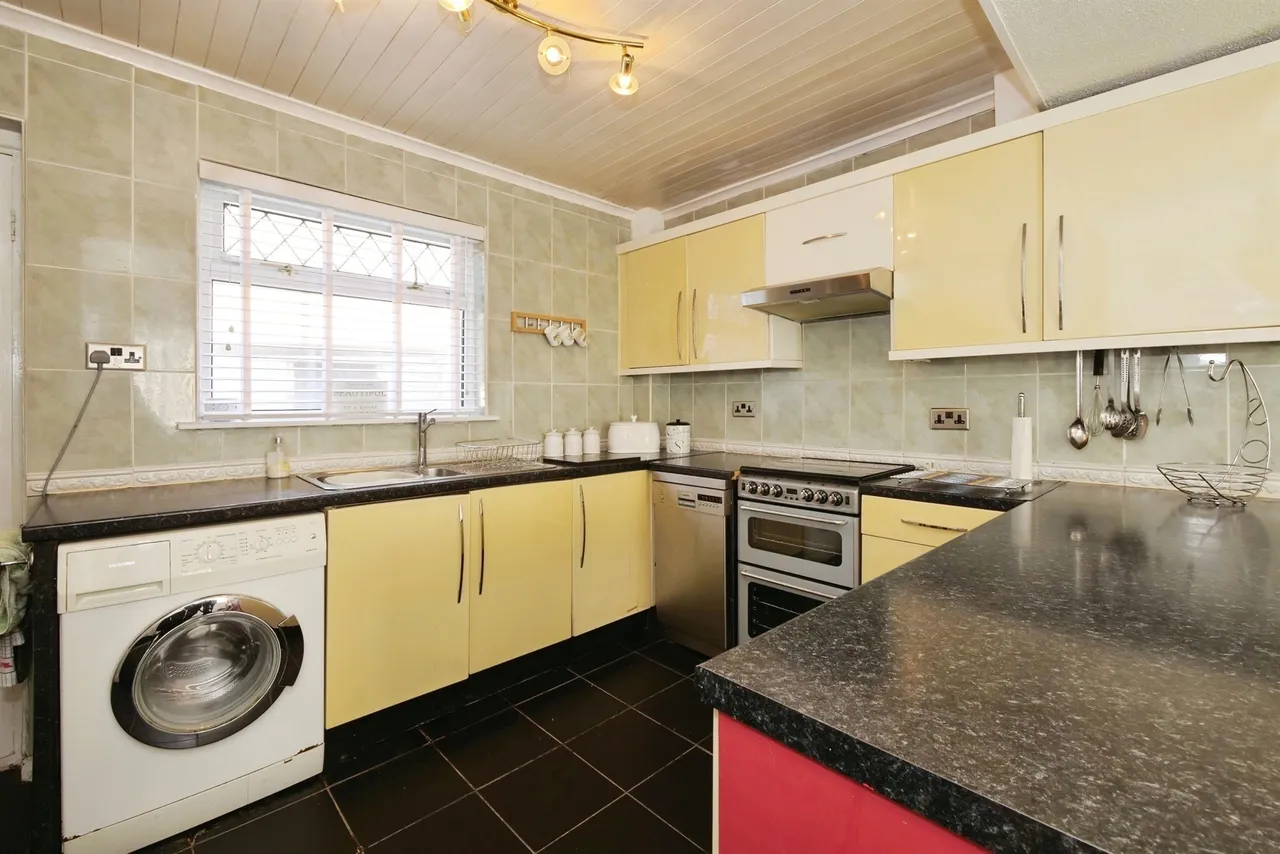 Pendre BRIDGEND, CF31, photo 6