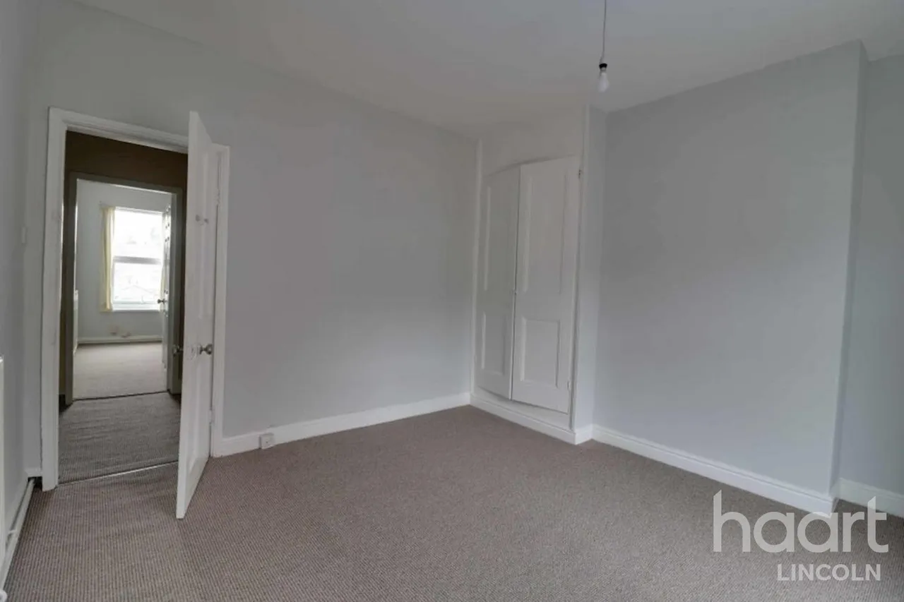 Ripon Street, LN5, photo 5