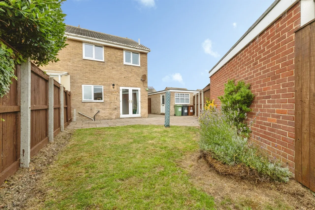Lithgo Close, Hartlepool, TS25, photo 13