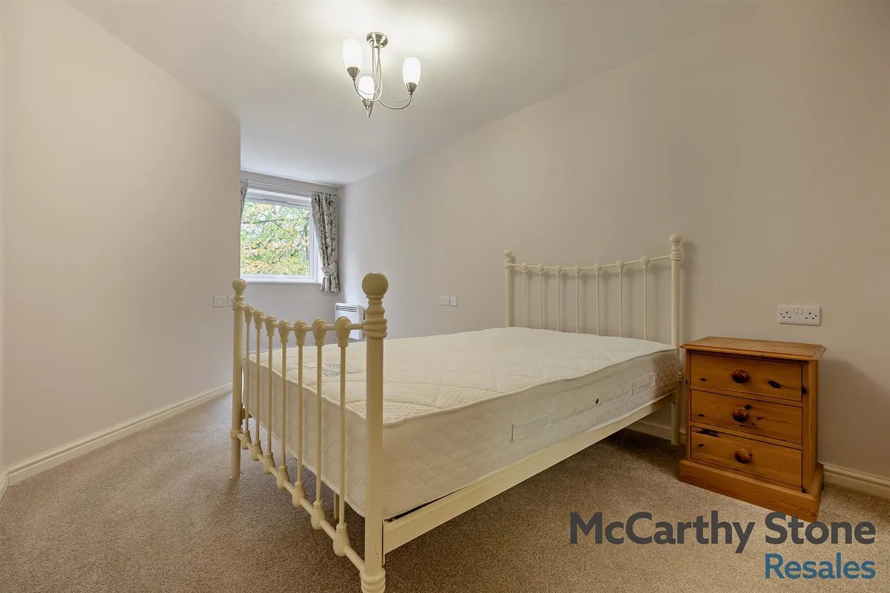 Oaklands Drive, Okehampton, EX20, photo 8