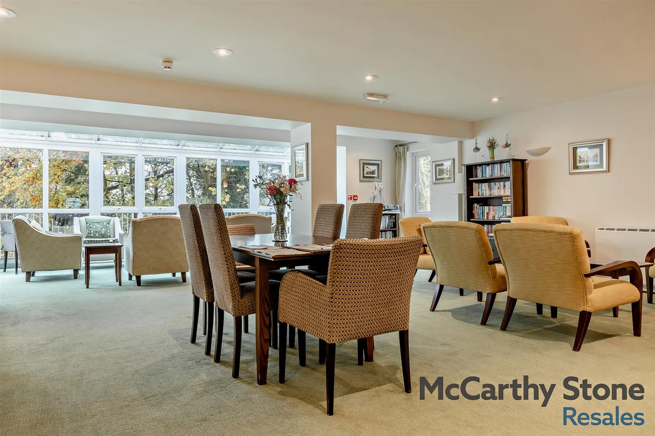 Oaklands Drive, Okehampton, EX20, photo 14