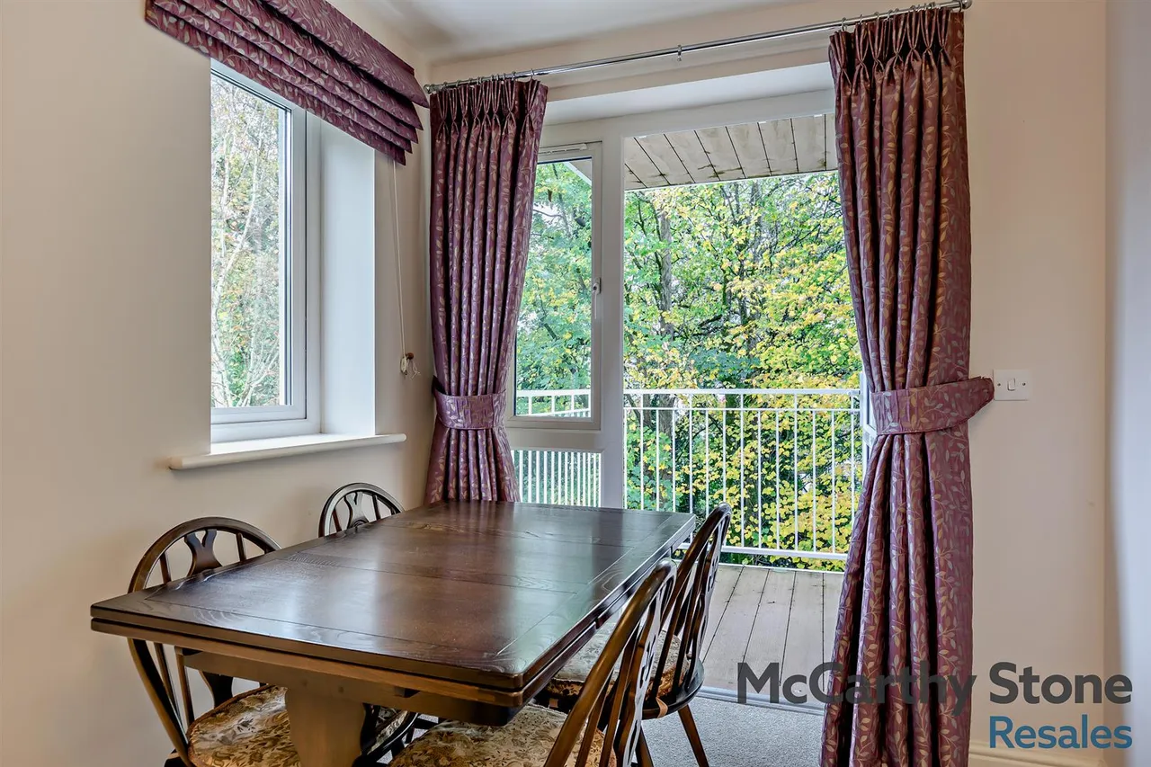 Oaklands Drive, Okehampton, EX20, photo 5