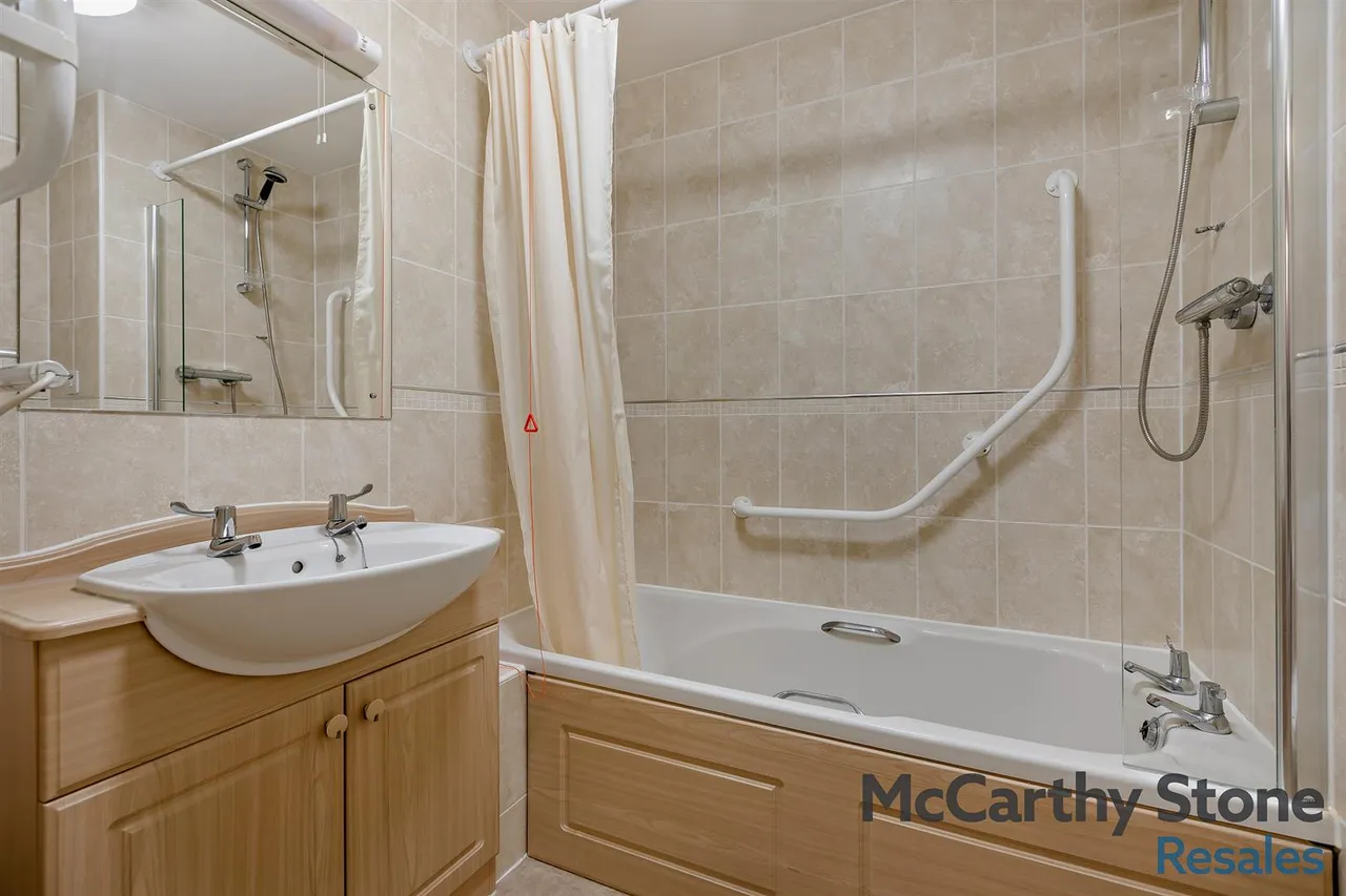 Oaklands Drive, Okehampton, EX20, photo 10